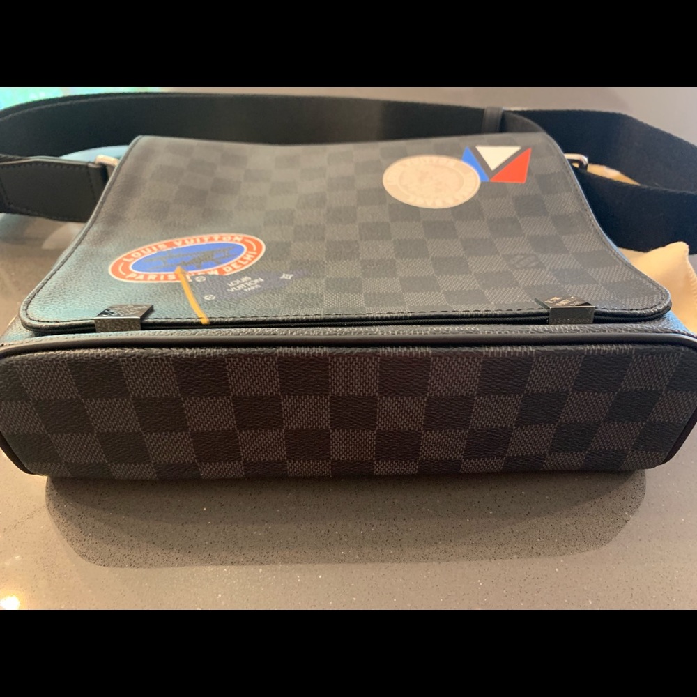Louis Vuitton District PM - Limited Edition